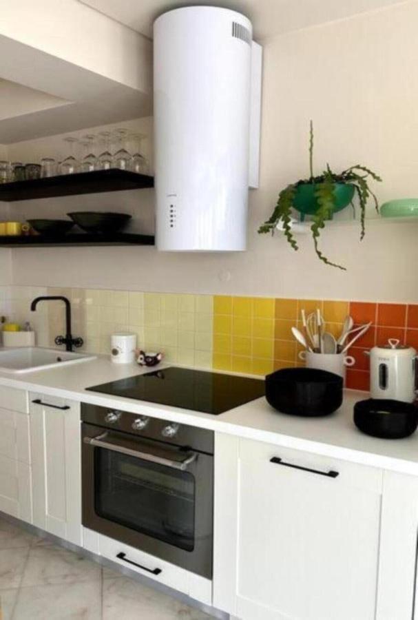شقة Groovy Caparica Gem With Large Sunny Terrace كوستا دا كاباريكا المظهر الخارجي الصورة